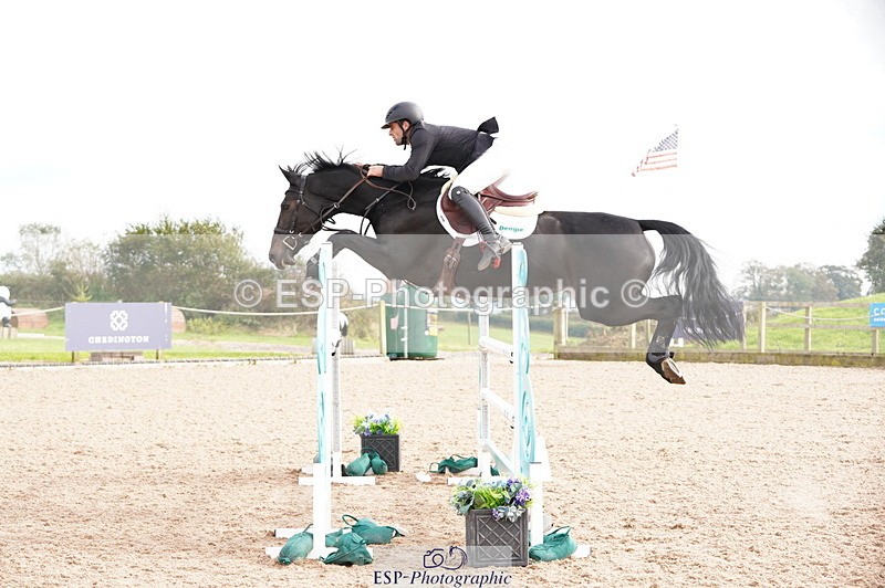 241004A-151444-00920 - Fri 04 Snr Fox & 1.20m Open
