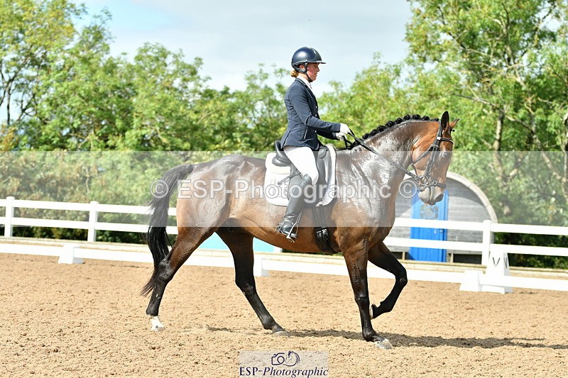 230912A-142838-01332 - Cls 11 Medium 73