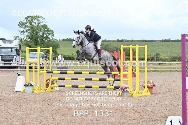 BPP_1331 - CLASS 10 SAT Senior BritiNovice/ 90cm Open