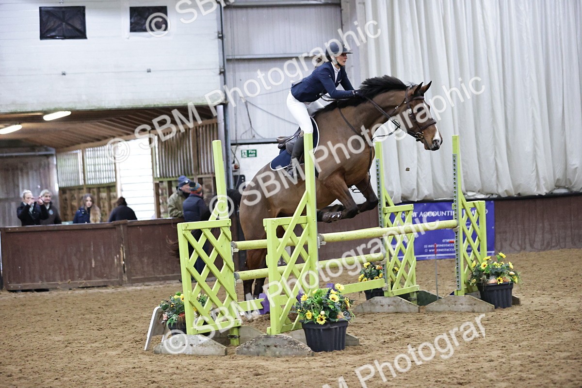 SBM_000789 - Class 3 - Nupafeed Supplements Senior Discovery/ 1m Open