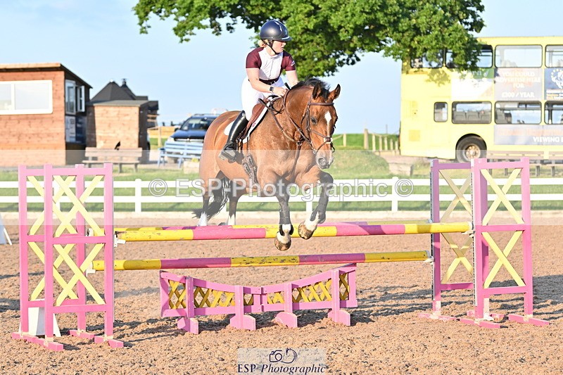 240625A-200212-01397 - Cls 09 & 10 100cm