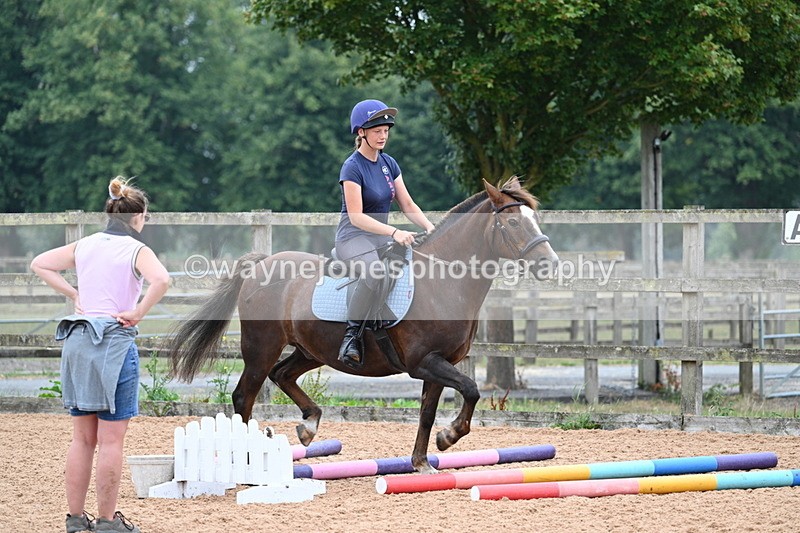 WJ7_7648 - Poles 10:00am