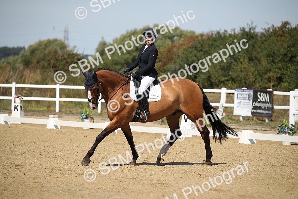 SBM_005012 - Class 11 - Novice 5 - 11.41-12.58