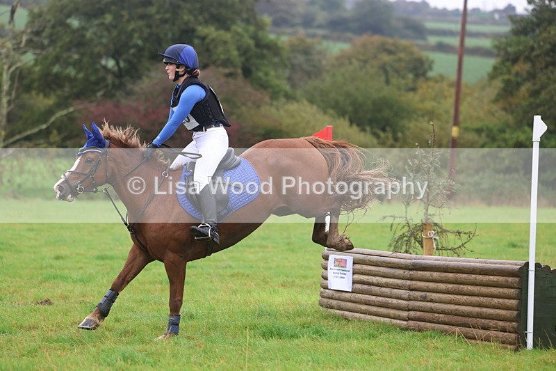 3E7A1318 - Class 2: 70cm: Half Roll Top