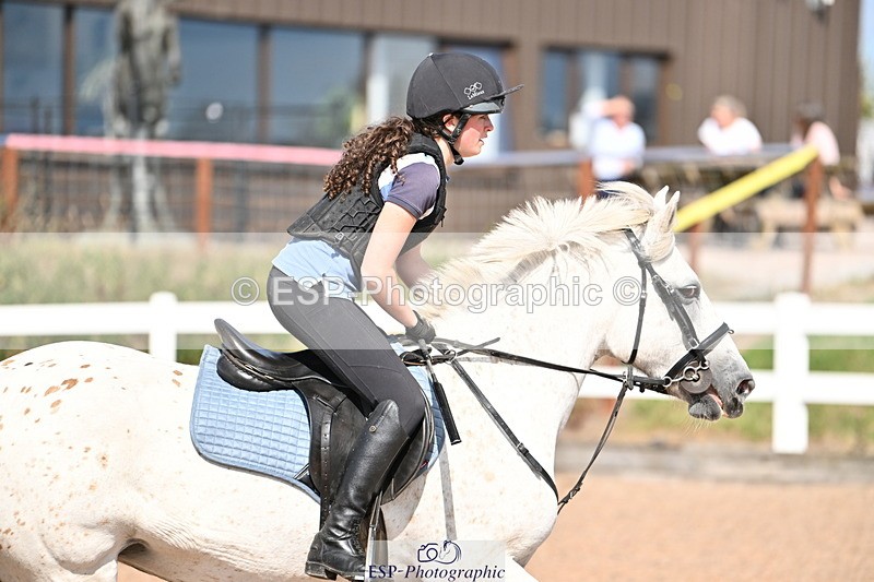 250821B-154211-00590 - Group B - Danielle