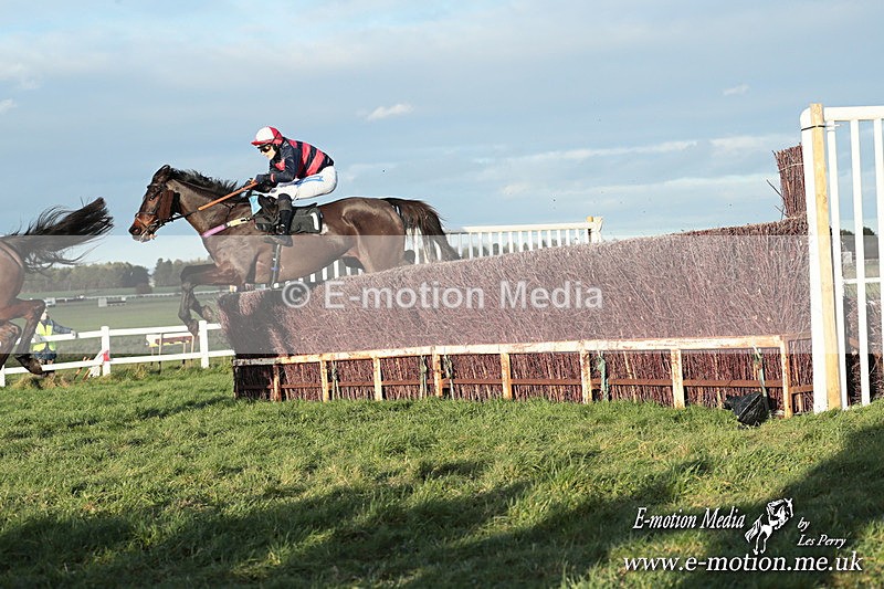 PtP 301125  0753 - Hursley Hambledon Point-to-Point Larkhill Racecourse 30/12/2025