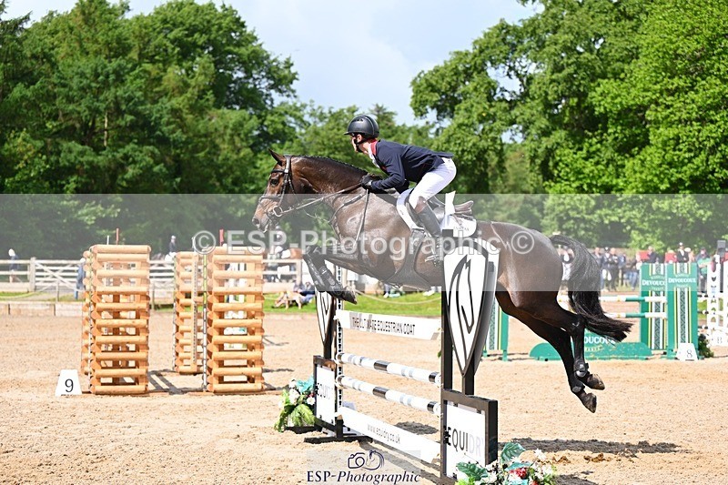 240526-104648-20155 - 325-MIDNIGHT_ENDEAVOUR-Tom_Jackson