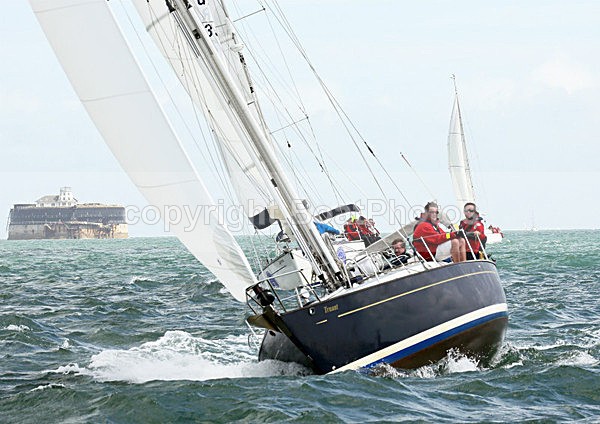 120630 TRUANT GBR2395L WT7A3106 - ROUND THE ISLAND RACE - 30th June 2012