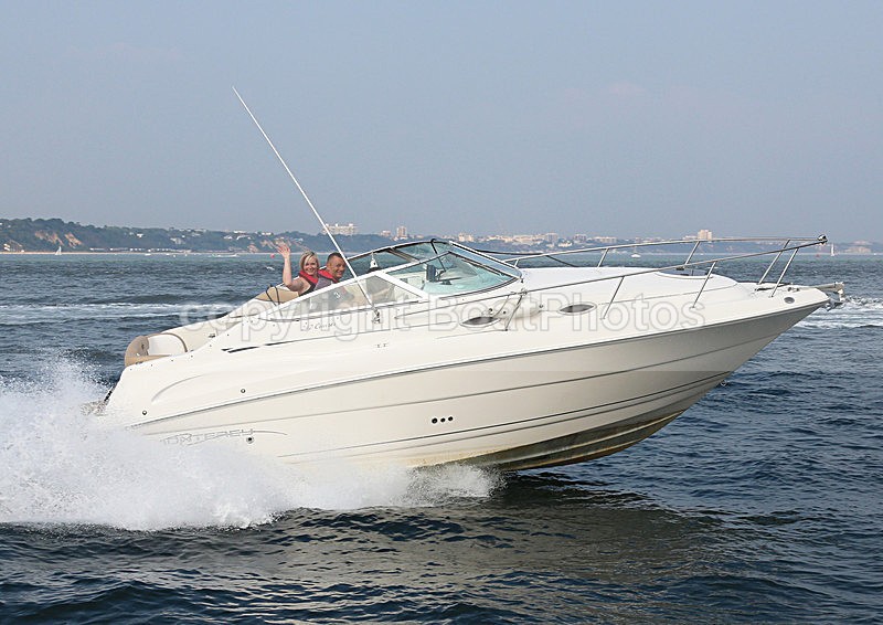 140906 MONTEREY 242 CRUISER WT7A3088 - Motorboats - Open
