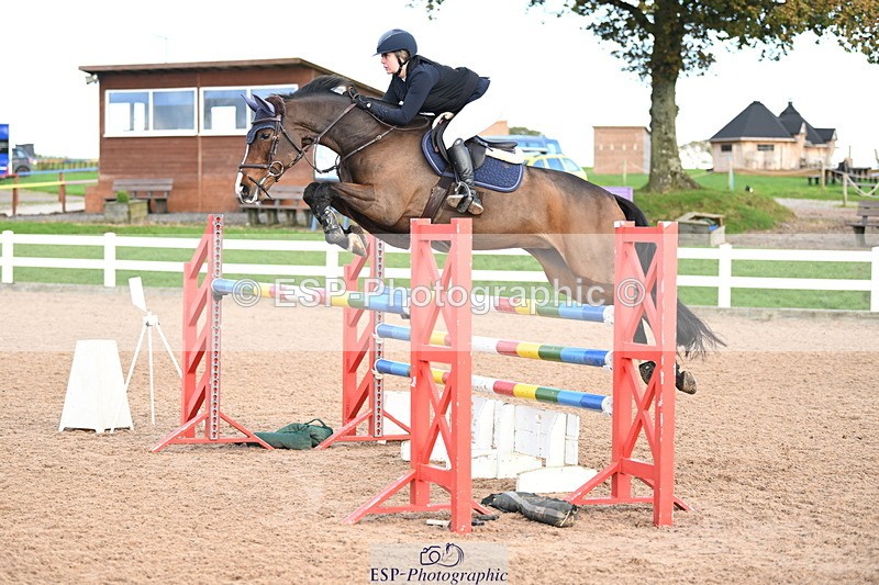 241023A-153420-01225 - Cls 5 Foxhunter and 1.20m Open