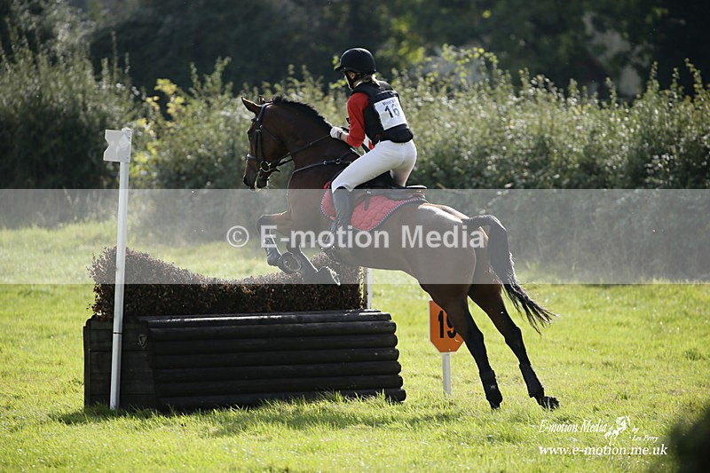  WWHT 171021 3067 - Intermediate (0.90m)  17/10/21