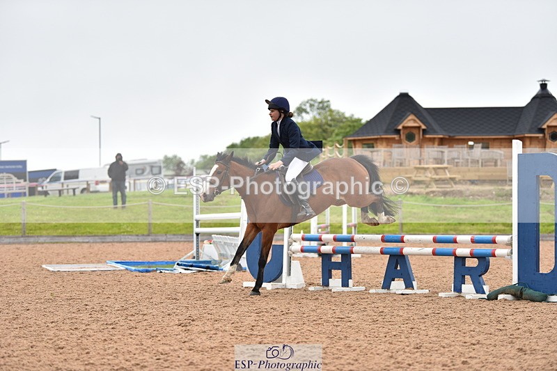 240528A-163220-00471 - 70cm