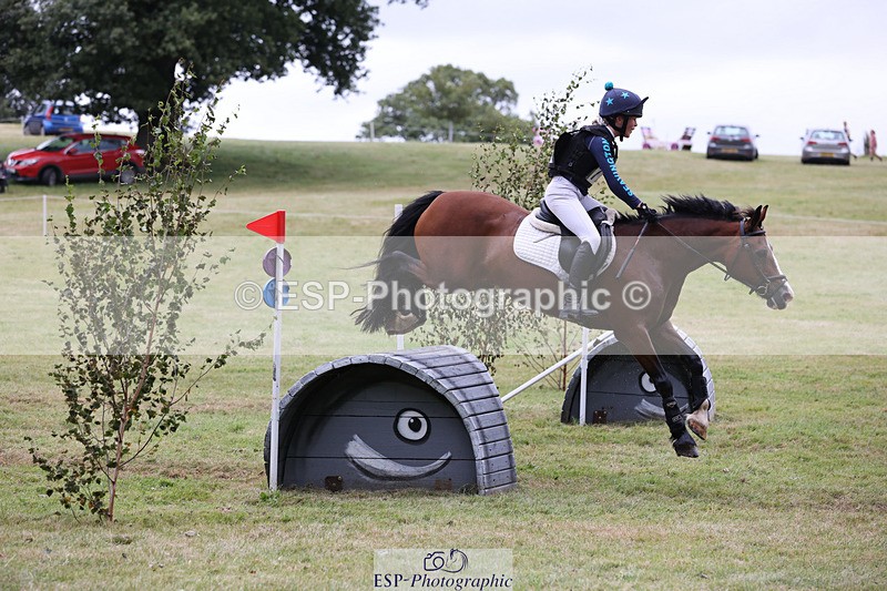 240825X-163405-37775 - 80cm XC 16.30 to 17.30