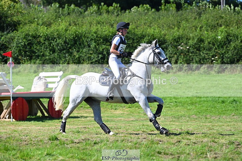 240811A-151530-05721 - 254-