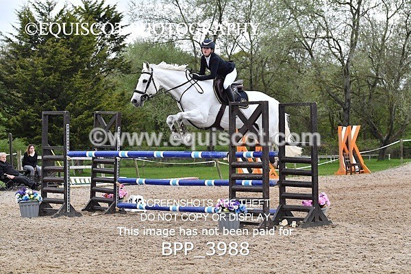 BPP_3988 - SAT CLASS 16 Senior Newcomers/ 1.10m Open
