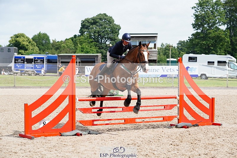 250613A-101116-01221 - Cls 9 85cm Amateur Quali