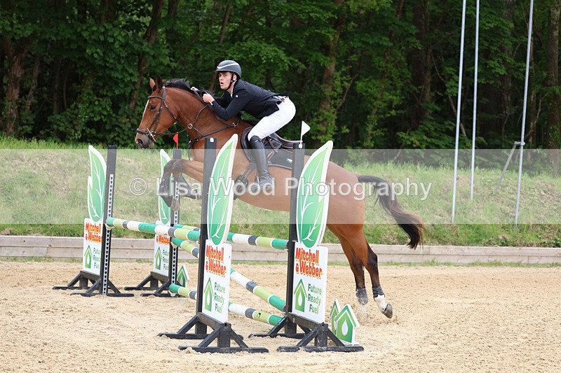 3E7A8509 - Class 4: Senior British Novice/90cm open
