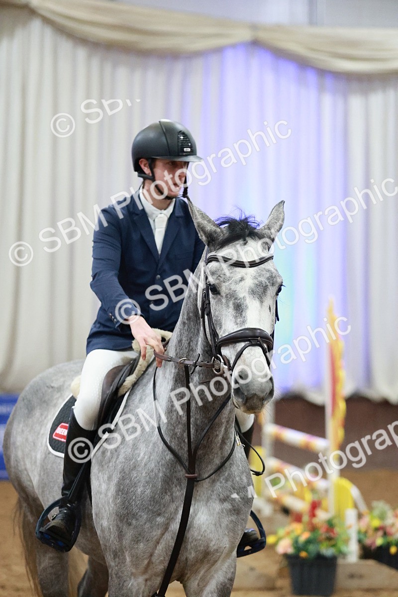 SBM_004413 - Class 17 - Senior Newcomers - 1.10m