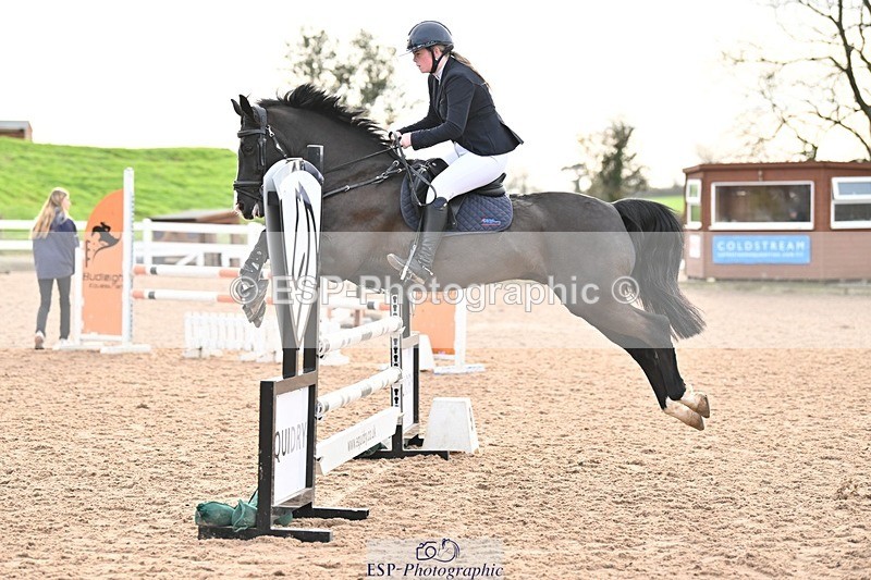 241117X-100847-03587 - Cls 09s Pony intro 90cm