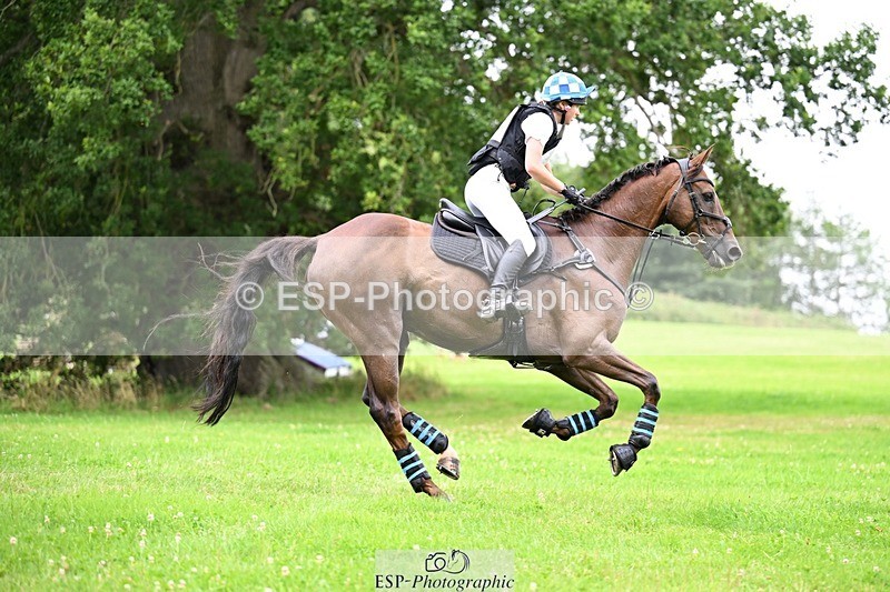 240803-104608-01113 - 054-Madeleine_Loweth-BENJAMIN_BRITTEN