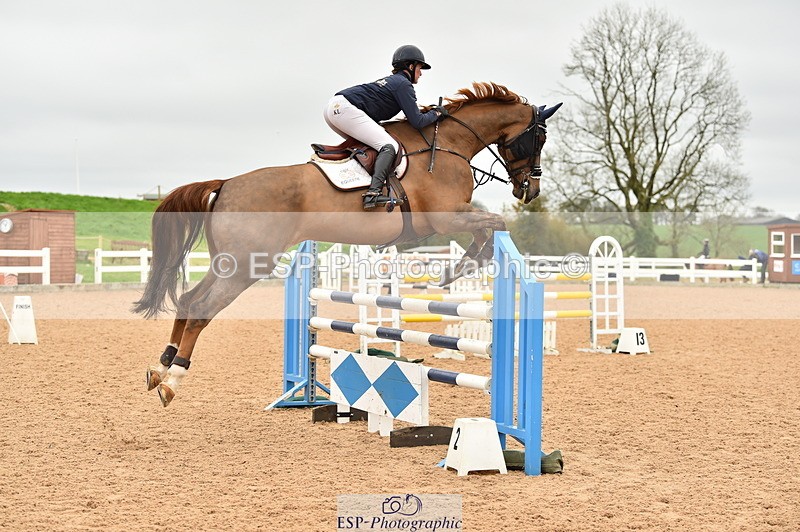 231122A-125234-00359 - Cls 4 Newcomers & 1.10m Open