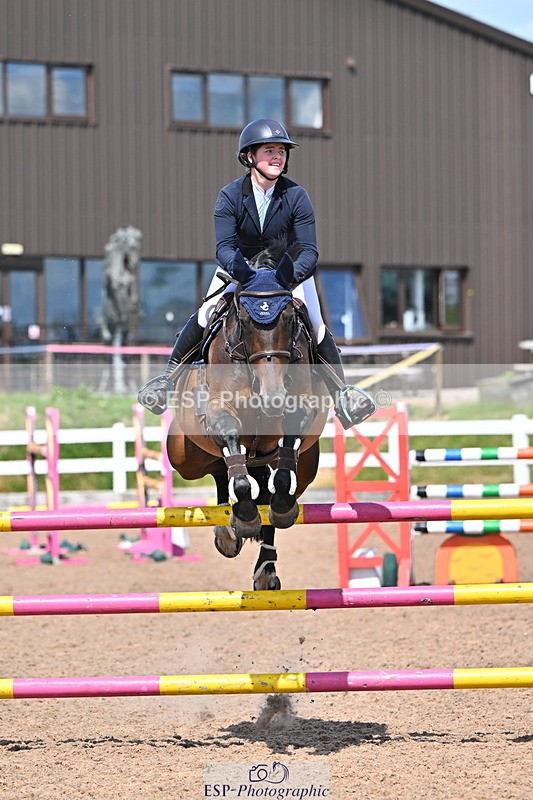 240619A-153932-00905 - Cls 5 Snr Foxhunter and 1.20m Open