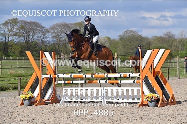 BPP_4885 - SUN CLASS 25 Senior Newcomers/ 1.10m Open