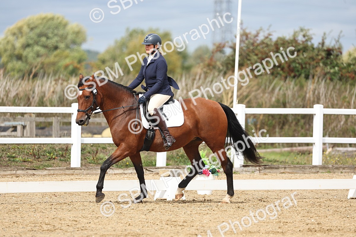 SBM_002566 - Class 7 - Novice 2 Warm Up
