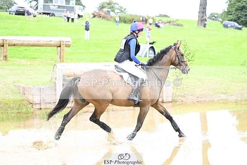 240803-115327-03817 - 015-Lara_Clarkson-NEWTIDE