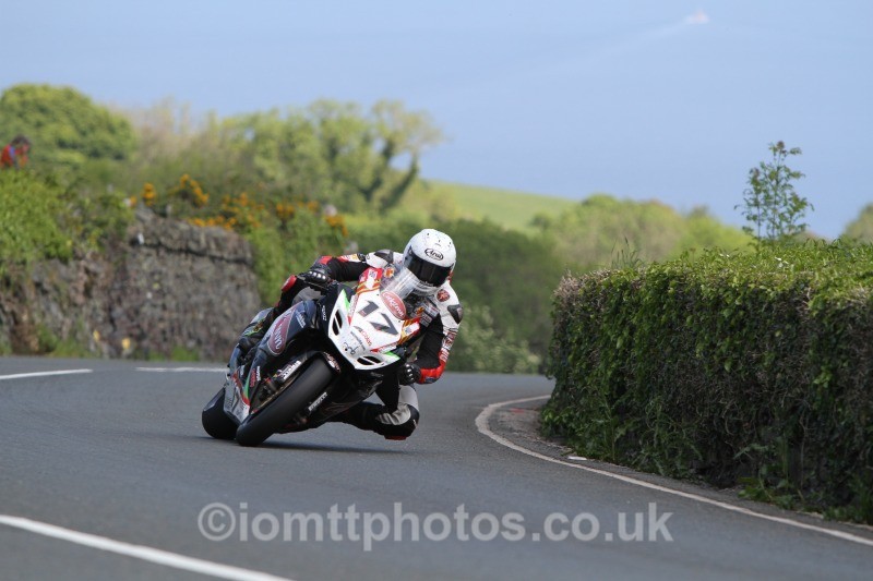 Dan Kneen Suzuki / Cookstown B.E.Racing - Dainese Superbike Race 2014