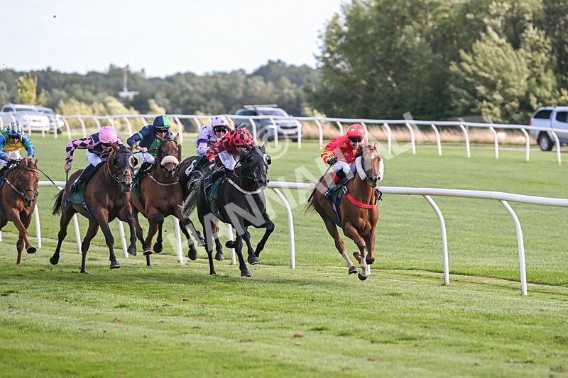 050825-Race 5-Inspiring Speeches-6092 - Race 5