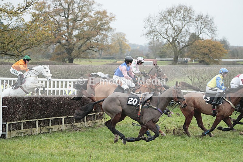 PtP 041222 0853 - Wheatland  Hunt PtP Chaddesley Corbett, Worcs 04/12/22