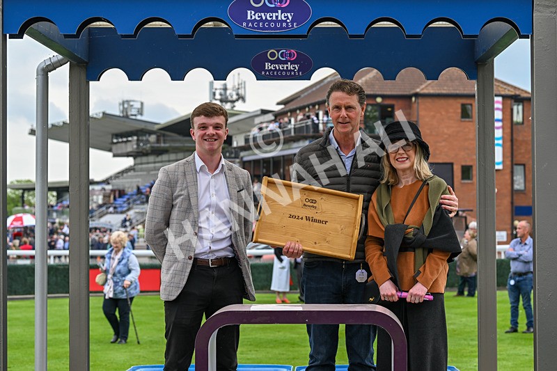 140524-Race 6-Flickering Halo-2856