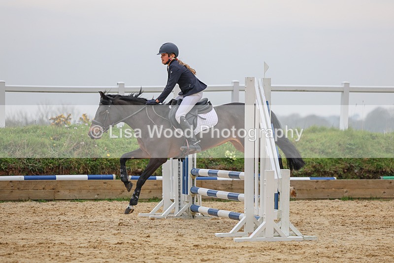 3E7A8217 - Class 11: Junior 70cm