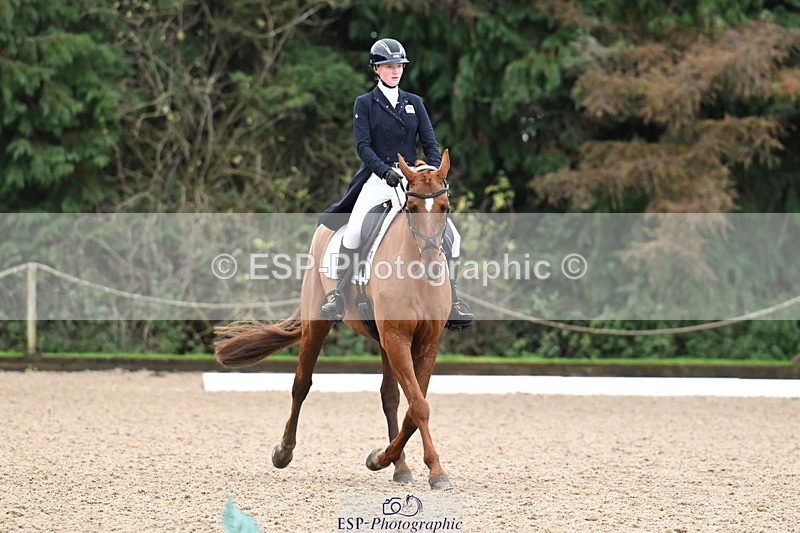 251023A-100953-01440 - B-127-Jessica.McCaldin