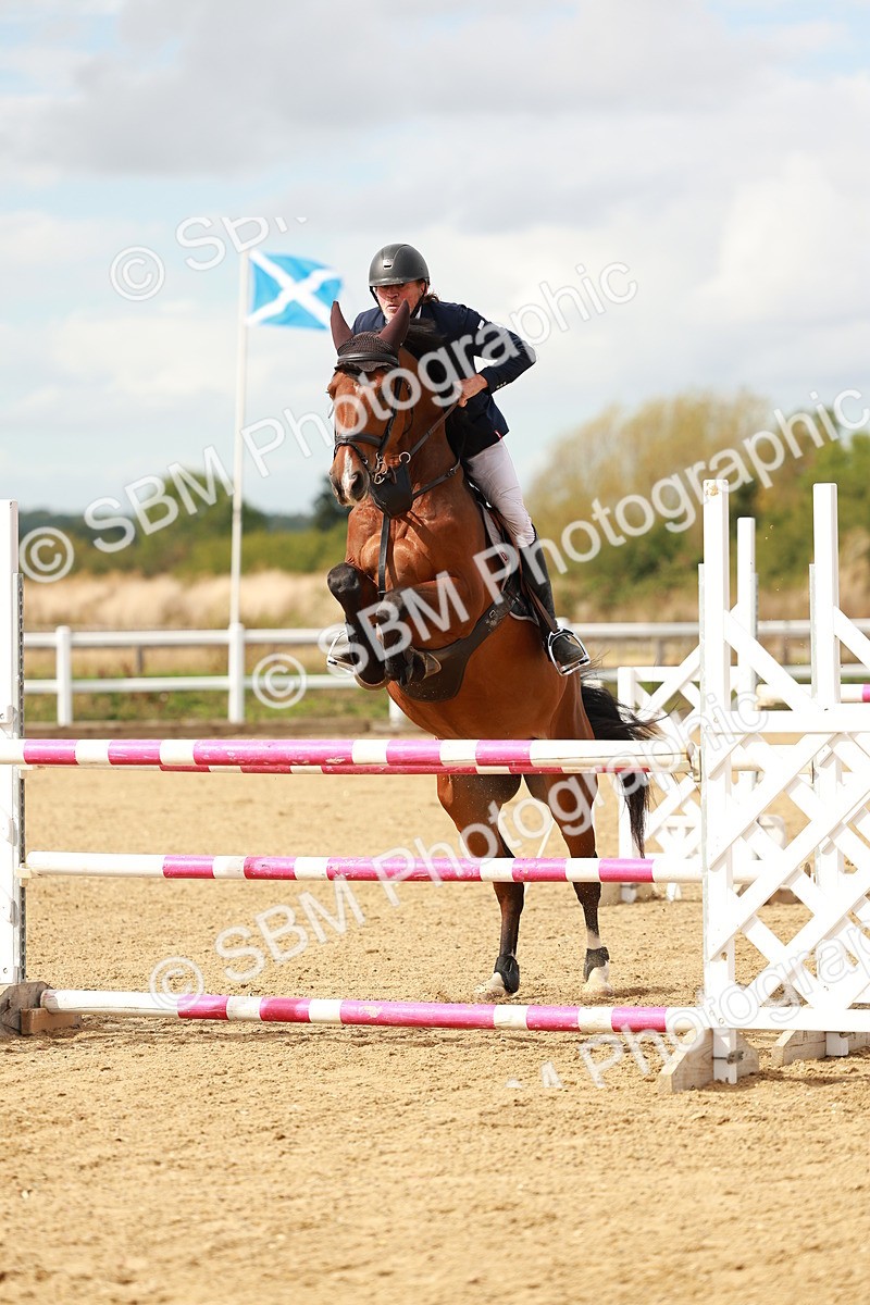 SBM_001354 - Class 4 - Senior Newcomers - 1.10m