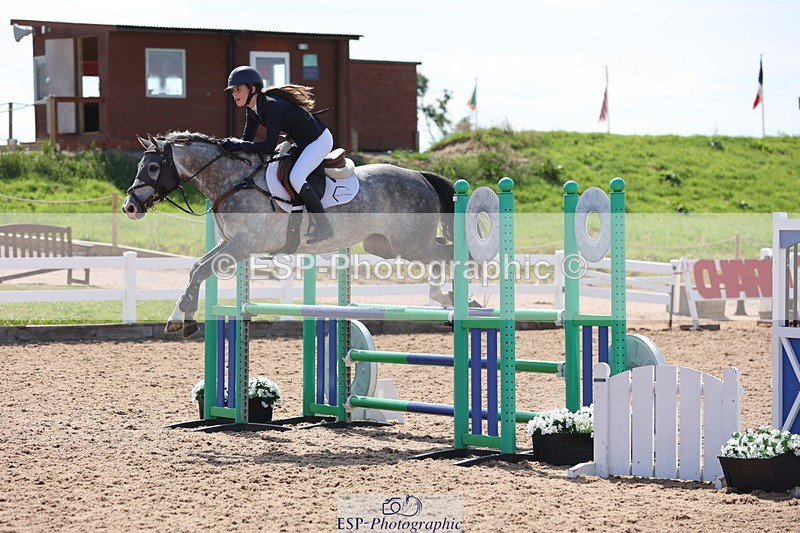 240629A-104056-04224 - Cls 17 Discovery and 90cm Open