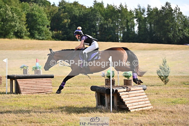 250803A-172510-18042 - R-811-Jasmine.Sleeman-TIGHTEN.UP