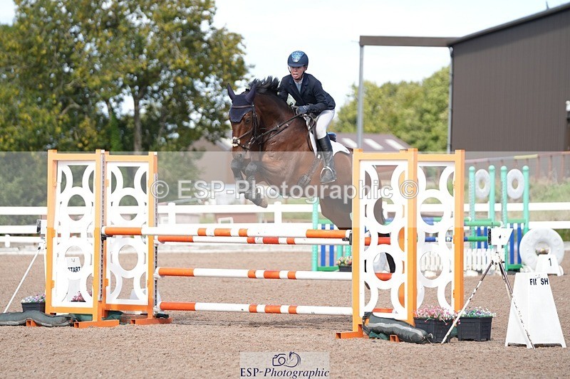 250912-141912-04923 - Cls 25 1.05m Amateur Quali