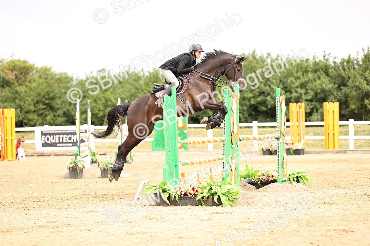 SBM_003354 - Class 21 - Senior Newcomers - 1.10m
