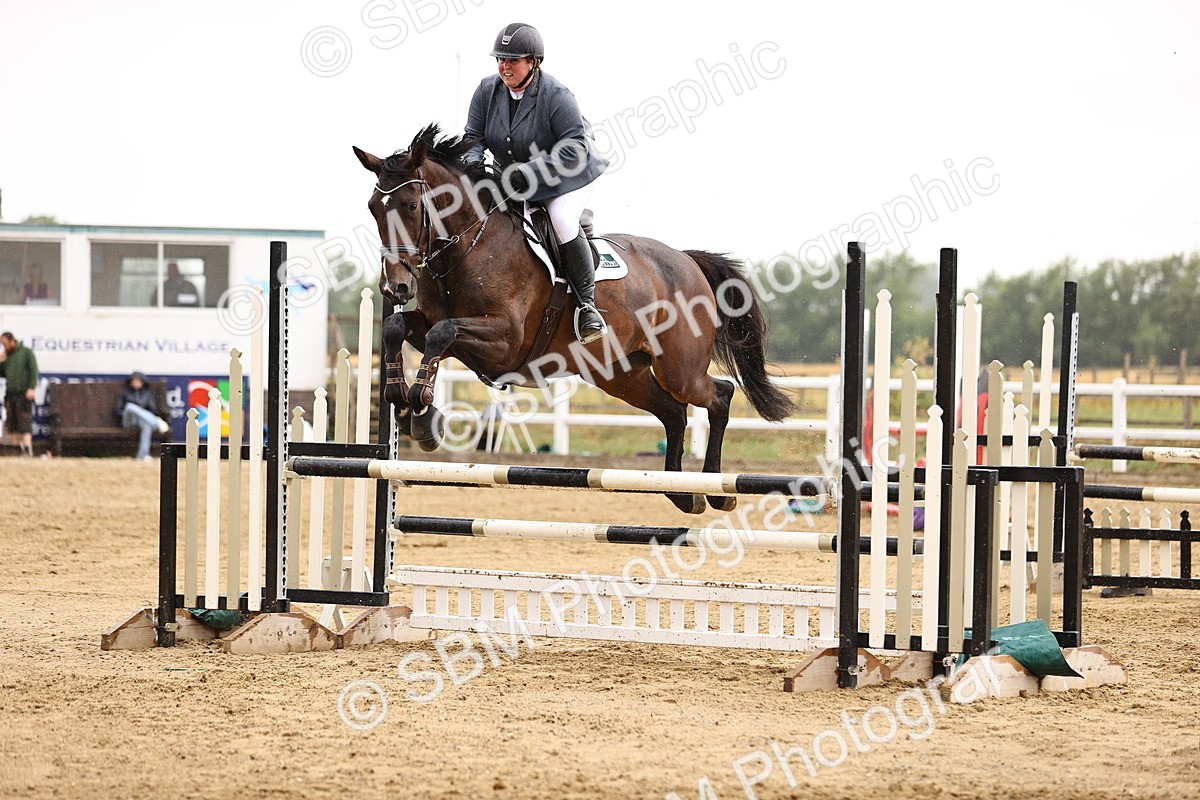 SBM_025135 - Class 9 - Senior British Novice - 90cm