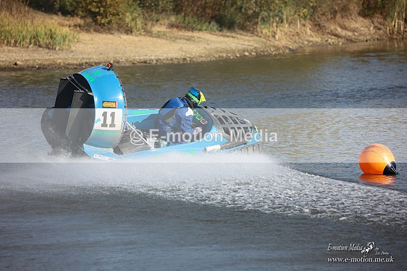 HCWC 230826 944 - Hovercraft W C Race Day 3