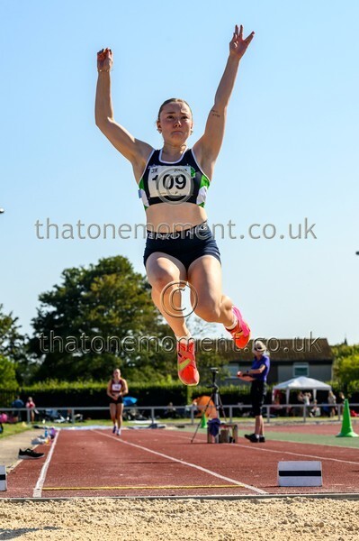 Age25SAT-917420 - Field Female Set Two