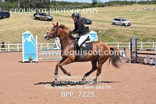 BPP_7225 - CLASS 14 FRI Nupafeeds Senior Dicovery/1m open