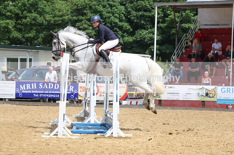 3E7A5831 - Class 5: Senior 95cm