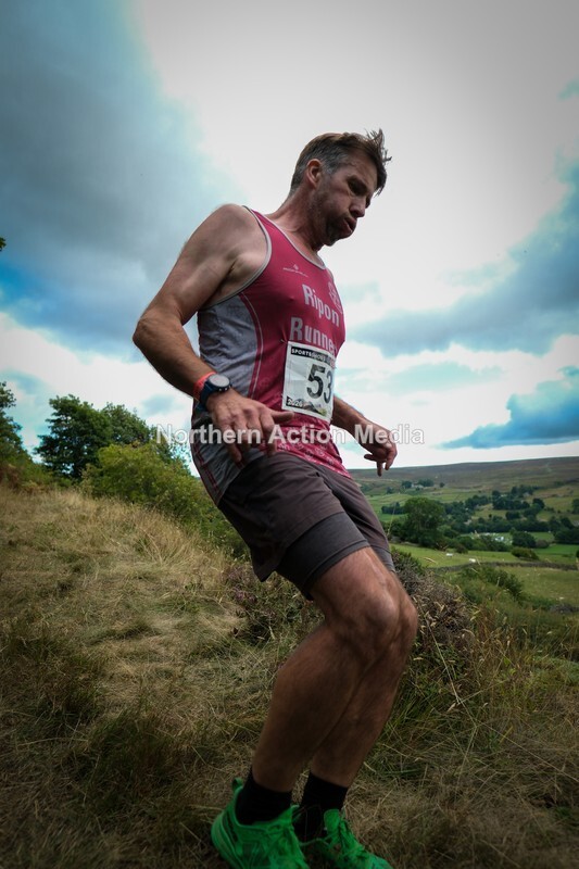 DSCF5273 - Reeth Fell race seniors