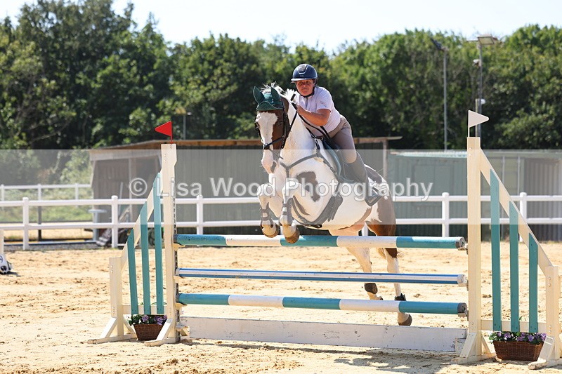3E7A1626 - Class 7: Senior 1.05m
