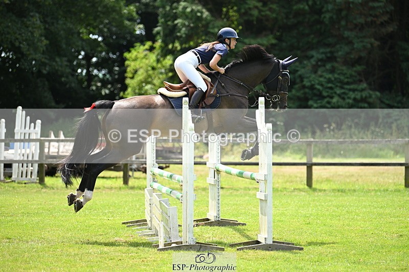 250704A-112929-07274 - Cls 25 Snr British Novice and 90cm