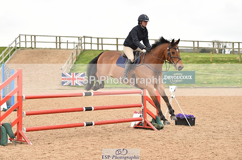 240331A-114720-00812 - 1.05m First Round