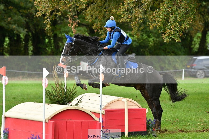 251025A-132323-19963 - F-467-Shareen.Akhtar